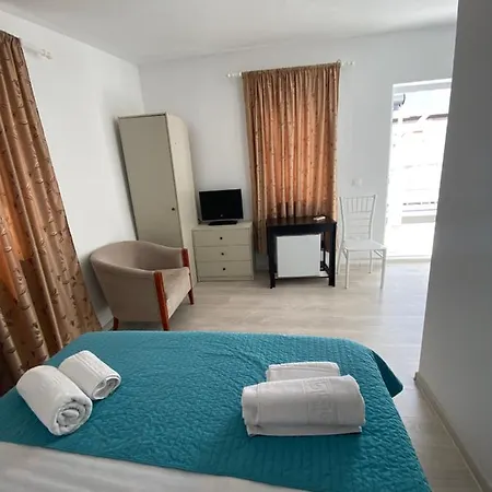 Pensiunea Promenada Mamaia Nord 게스트하우스 Năvodari