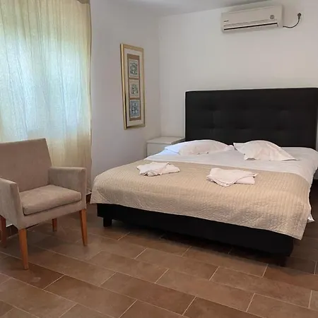 Pensiunea Promenada Mamaia Nord 3*