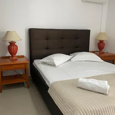 Gasthof Pensiunea Promenada Mamaia Nord 3*